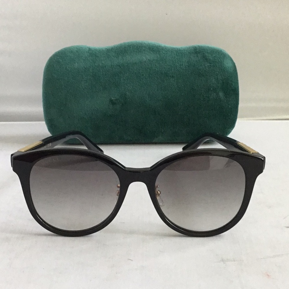 GUCCI SUNGLASSES LADIES.